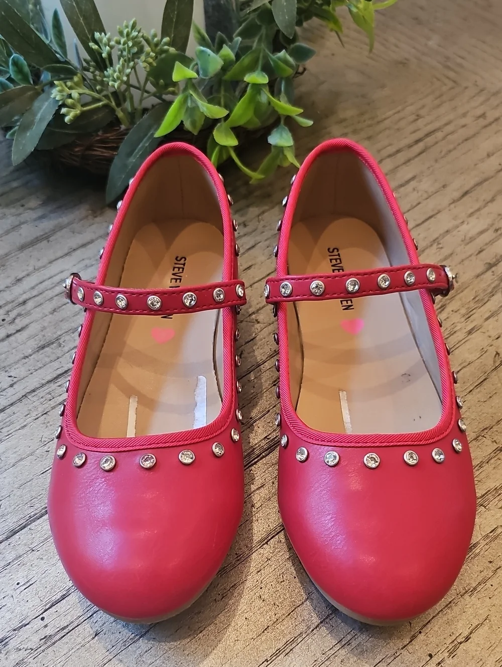 Steve Madden Red Mary Jane Flats Size 3